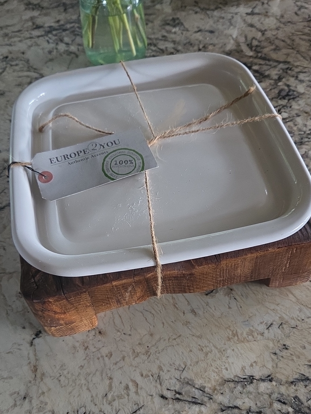 Wooden Cutting Block w Ceramic Tray